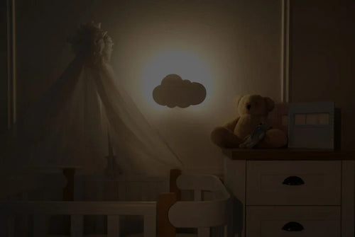 Smart dimming for children's comfort