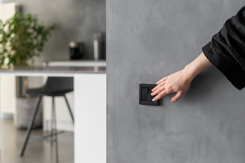 Control 2 lights with 1 device