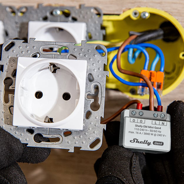 Shelly EM Mini Gen4 - Compact 16A Smart Energy Meter – Shelly USA