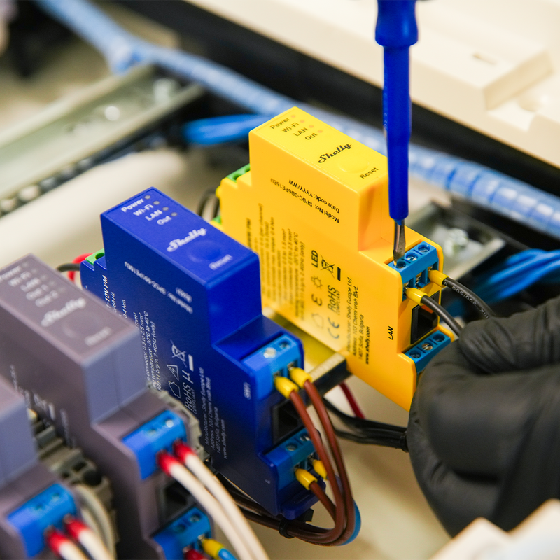 Shelly Pro RGBWW PM - Shelly USA