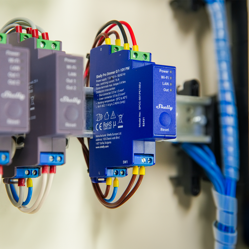 Shelly Pro Dimmer 0/1-10V PM - Dimmer Switches - Shelly USA